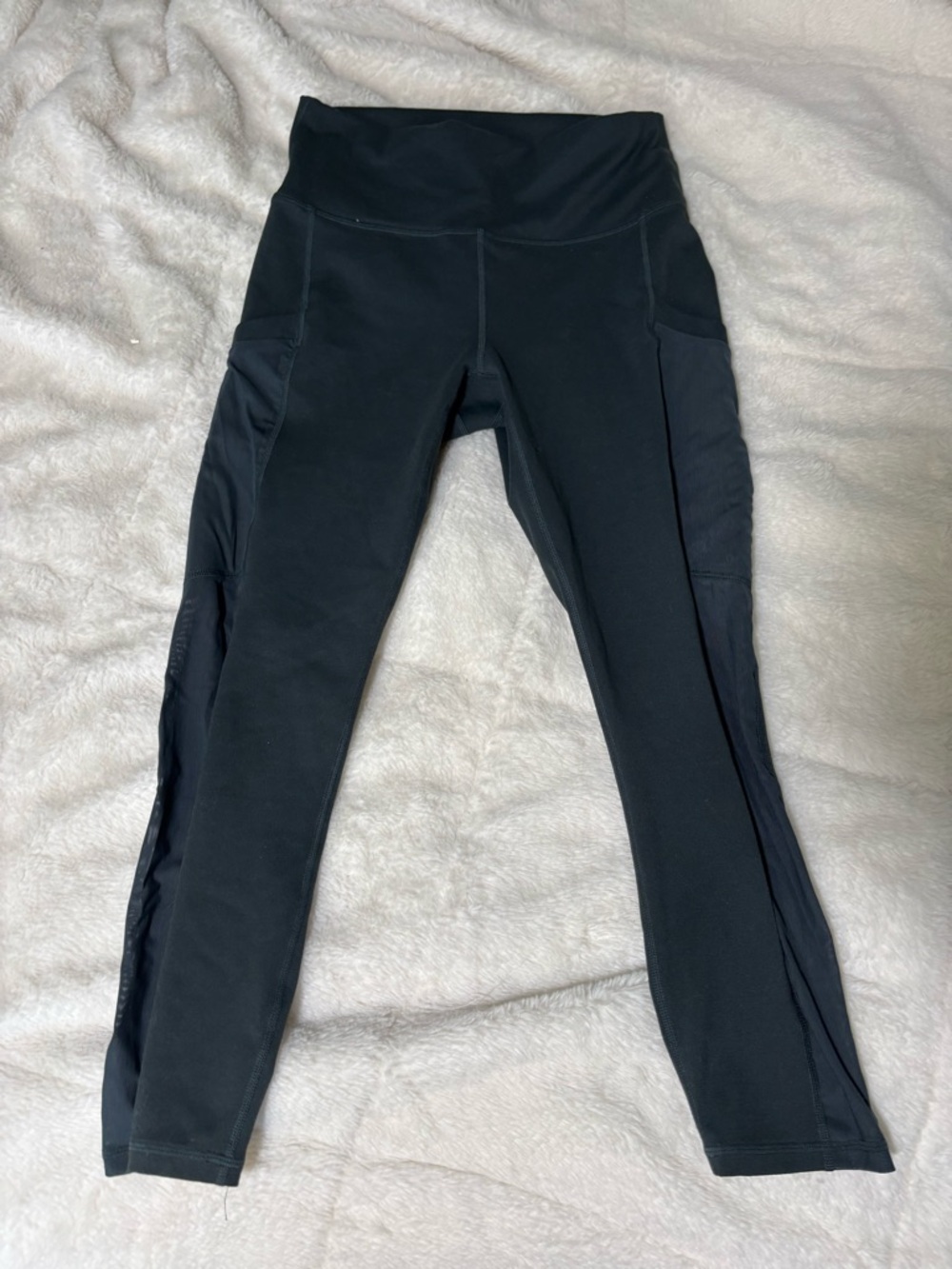 Fabletics Forest Green Women’s HighWaist Powerhold Active Leggings Side Mesh